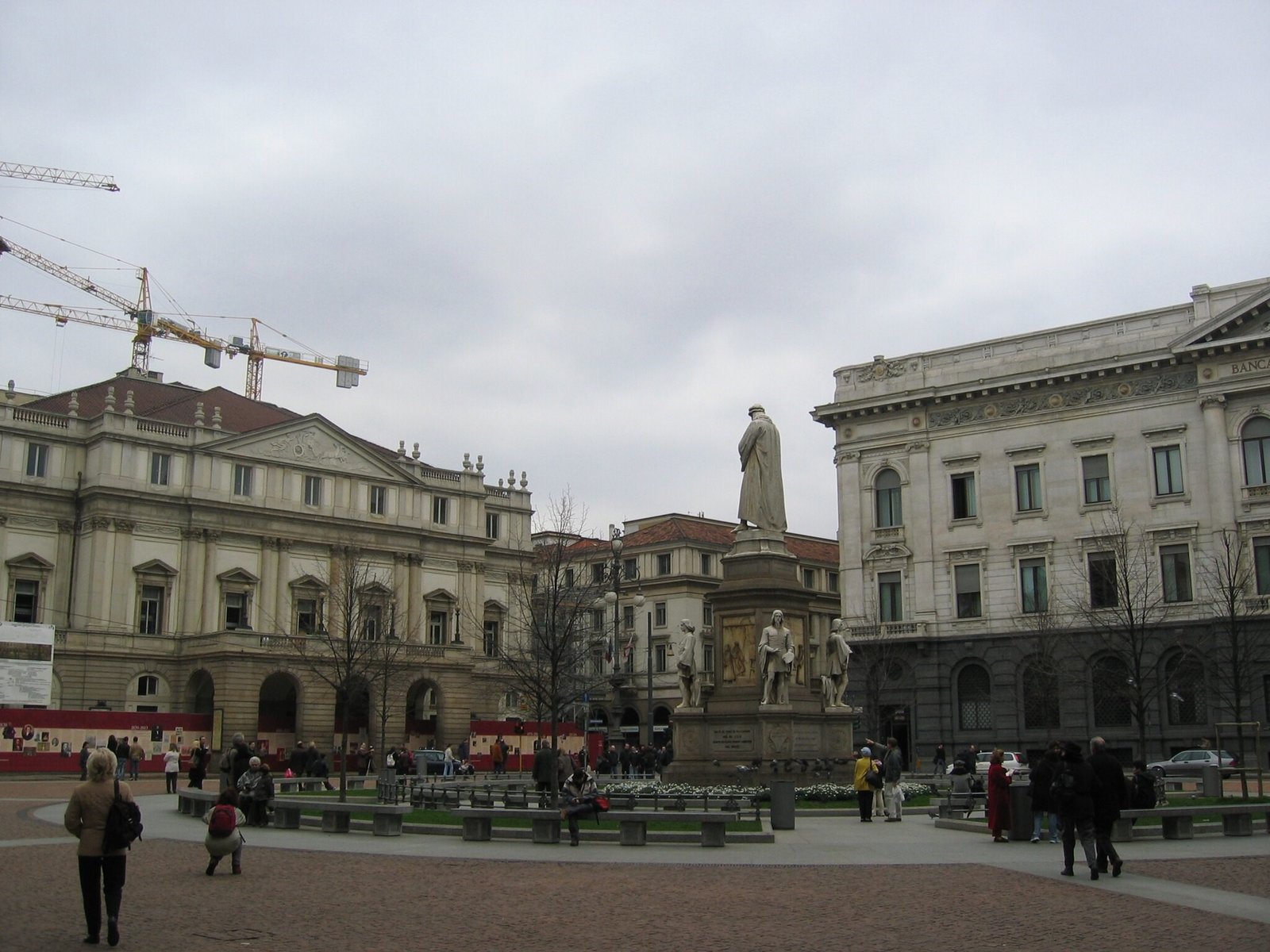 Piazza della Scala / centro